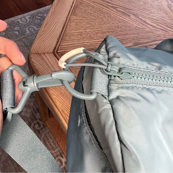 Adidas VFA Roll Duffel Bag - Picture 7 of 16